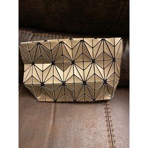 EMILIO PEPE Geometrical Zip Clutch